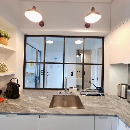 Mbird Riverside 2bd Flat With Garage