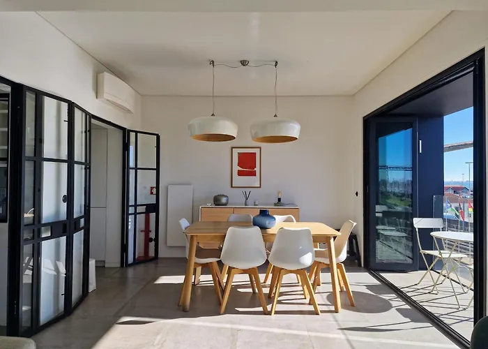 Mbird Riverside 2bd Flat With Garage Apartamento *