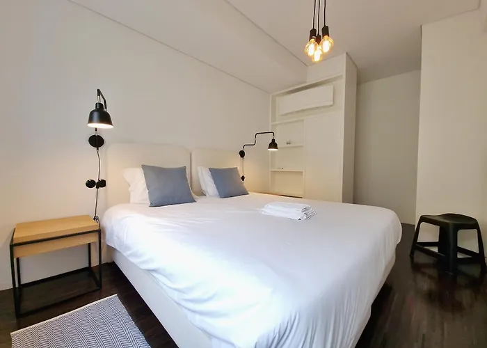 Apartamento Mbird Riverside 2bd Flat With Garage *