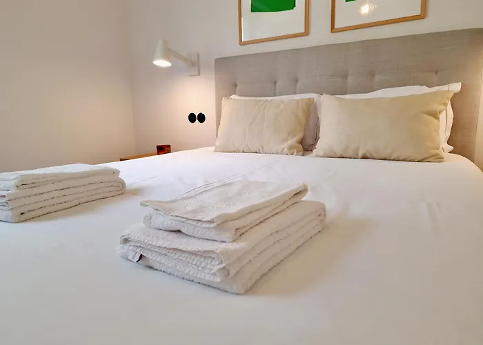 Mbird Riverside 2bd Flat With Garage * Lisboa