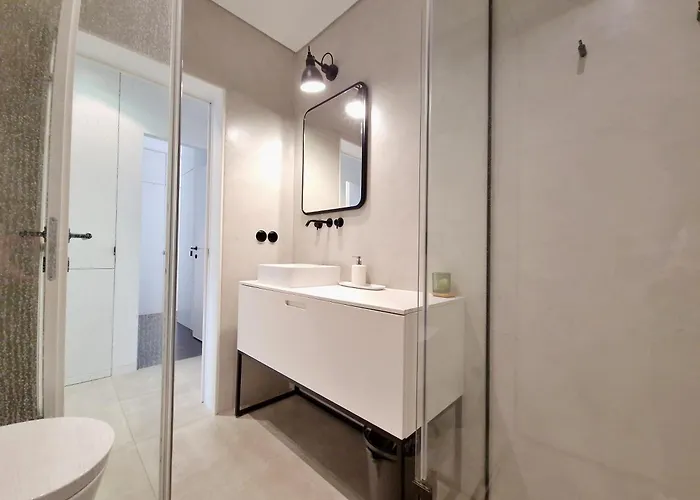 Apartamento Mbird Riverside 2bd Flat With Garage *