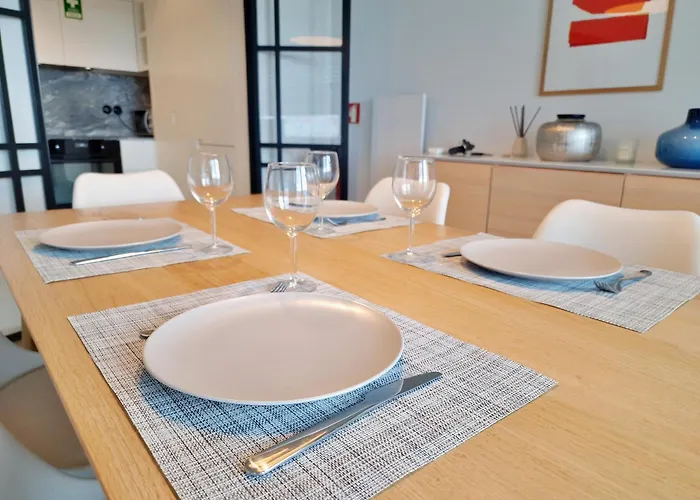 Mbird Riverside 2bd Flat With Garage Apartamento