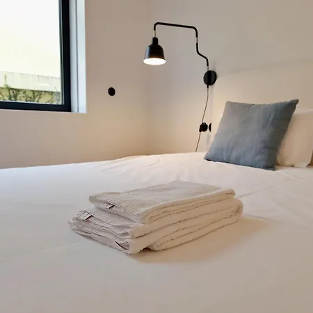 Mbird Riverside 2bd Flat With Garage * Lisbona